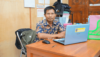 AMIRUDIN, A.Md.Kom.