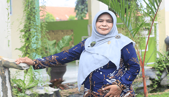 ROISAH, S.Pd.,M.Pd.