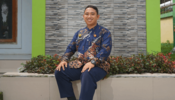 MUKHAMAD AMMAR FAUZAN, S.Pd.
