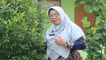 DAHLIAH, S.Pd.