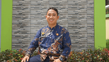 MUKHAMAD AMMAR FAUZAN, S.Pd.